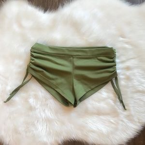 Mika Yoga Wear Short